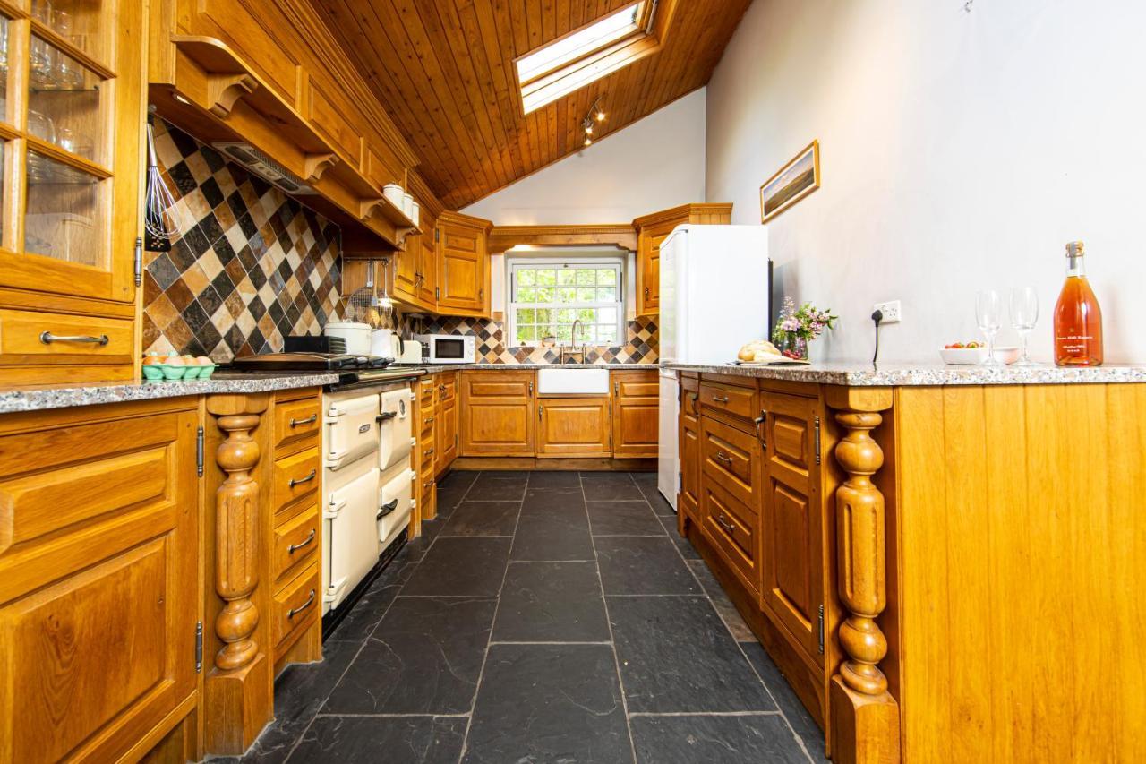 Swansea Valley Holiday Cottages Cilybebyll Dış mekan fotoğraf