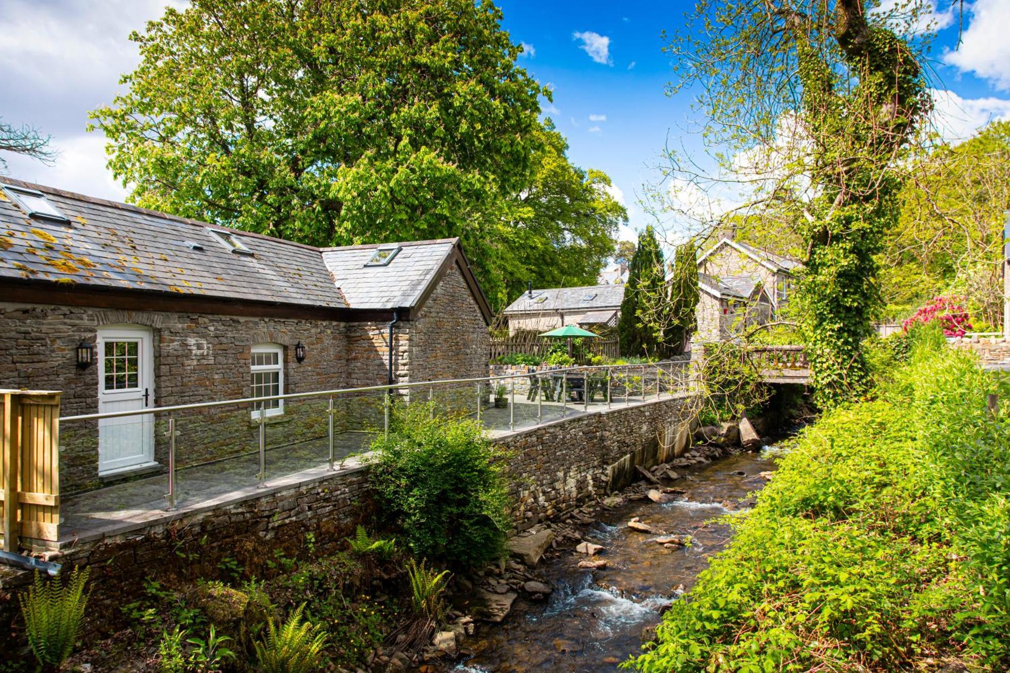Swansea Valley Holiday Cottages Cilybebyll Dış mekan fotoğraf